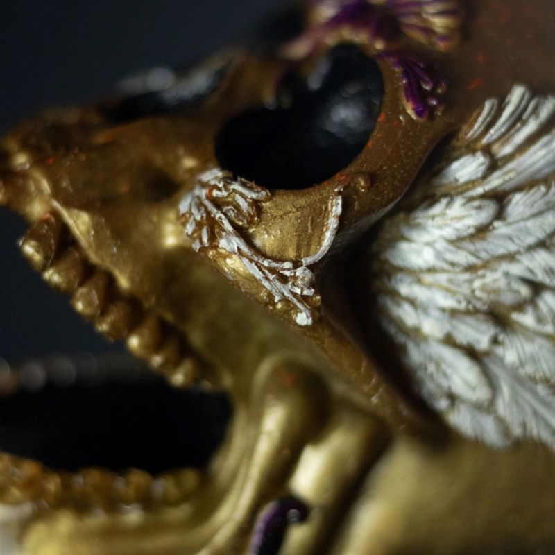 💀 Indian Skull – Caveira Decorativa Exclusiva no Pedestal