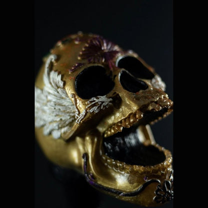 💀 Indian Skull – Caveira Decorativa Exclusiva no Pedestal