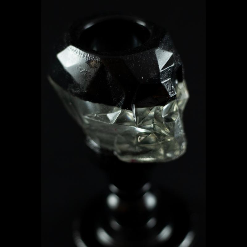 ✨ Obsidian Skull – O Fragmento Sombrio da Noite ✨