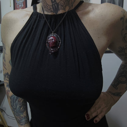 Blood Skull Cameo ⚜️ O Amuleto em Forma de Camafeu ⚜️